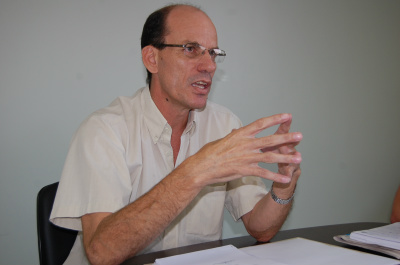 Sérgio Barbosa: "Amambai faz 66 anos, presente é a expectativa de futuro melhor" Prefeito de Amambai, Sérgio Barbosa (PMDB)Foto: Moreira Produções