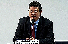 Uso de aparelhos eletrônicos poderá ser proibido em sala de aula Uso de aparelhos eletrônicos poderá ser proibido em sala de aula