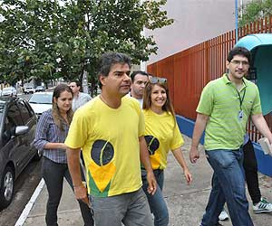 Eleições 2010: Nelsinho quebra tradição e não vota com André Puccinelli Eleições 2010: Nelsinho quebra tradição e não vota com André Puccinelli