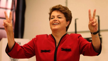 Dilma diz ter compromisso com meta de erradicar a miséria do Brasil Dilma diz ter compromisso com meta de erradicar a miséria do Brasil
