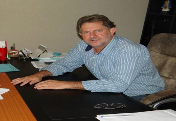 Prefeito de Laguna Carapã reduz próprio salário, de vice e secretários Prefeito de Laguna Carapã reduz próprio salário, de vice e secretáriosFoto: Divulgação