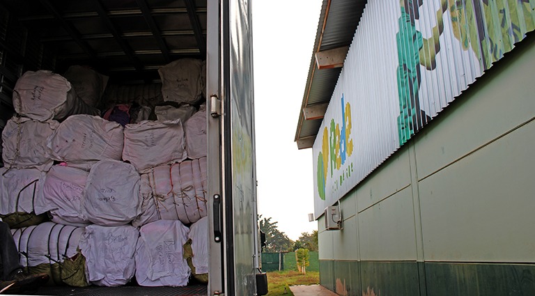 Governo do Estado entrega 80 mil cobertores para municípios Governo do Estado entrega 80 mil cobertores para municípios