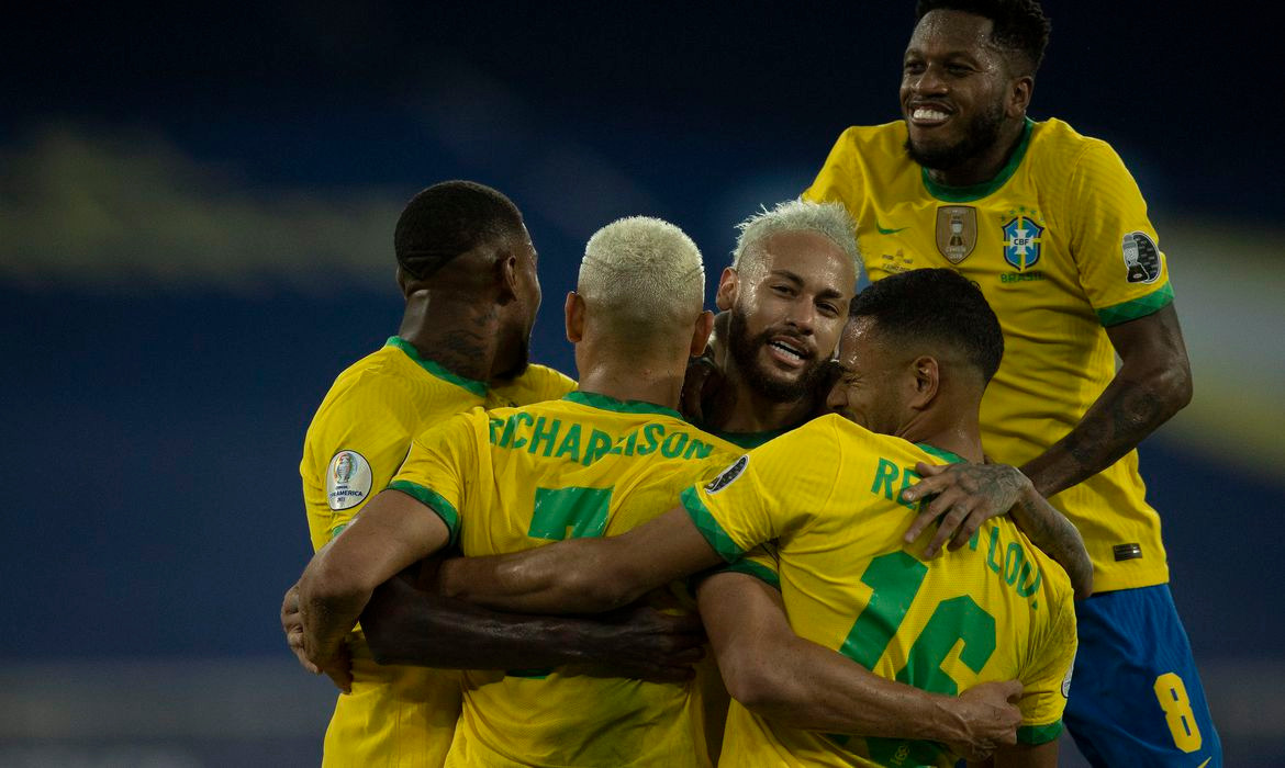 Brasil goleia seleção peruana e segue 100% na Copa América Foto: CBF