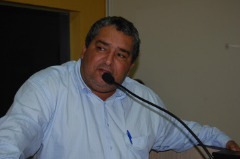 Vereador Brito quer mais segurança para o transporte escolar de Amambai Vereador pede melhorias para o transporte escolarFoto: Moreira Produções