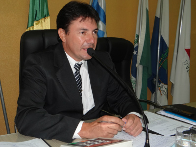 Jaime Bambil quer luminárias na rodovia MS-386, saída para Ponta Porã Vereador de Amambai, Jaime Bambil (PT do B)Foto: Moreira Produções
