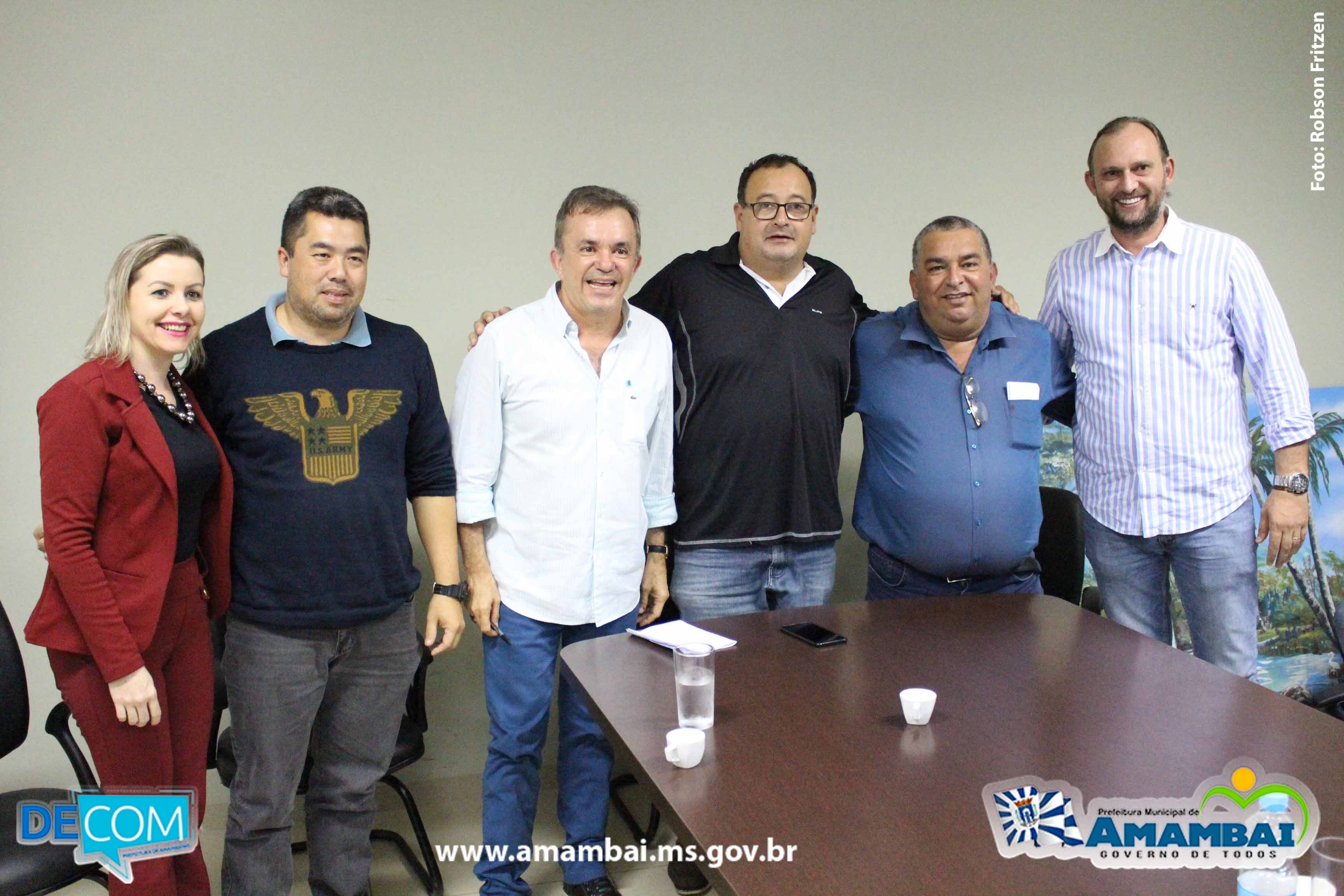 Deputado federal Vander Loubet visita Amambai Deputado Vander durante encontro com lideranças políticas em Amambai / Foto: Decom