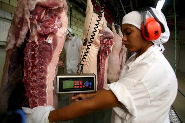 Anvisa interdita carnes que passaram por recall A interdição é resultado da comunicação com o Ministério da Agricultura, Pecuária e Abastecimento