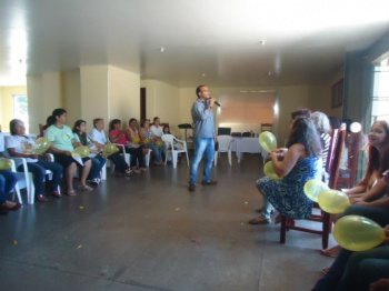 Pastoral da Criança realiza palestra motivacional O professor Ailton Rosendo ministrou palestra motivacional.
