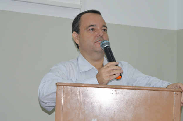 Gerente da unidade da Uems em Amambai, Viviane Scalon Fachin / Foto: Moreira Produções