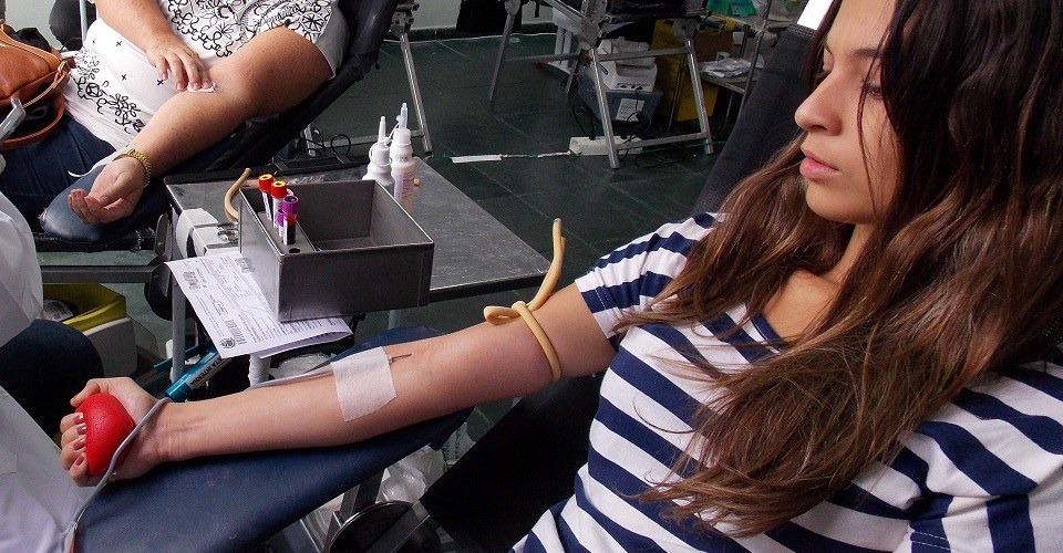 Mais de 40% dos doadores de sangue são jovens de 18 a 29 anos Dia Mundial da Doação de Sangue foi celebrado nesta quinta-feira (14)