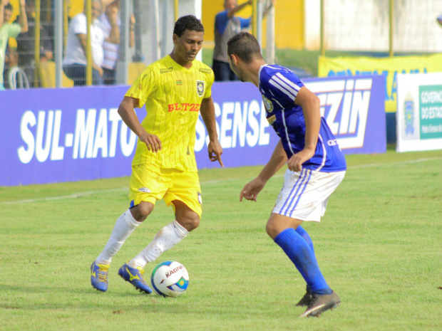 Cene leva gol no final, empata com Costa Rica e segue na zona de degola Empate no Olho do Furacão mantém Costa Rica na frente e Cene em último no Grupo A (Foto: Jed Vieira/Gazeta MS)