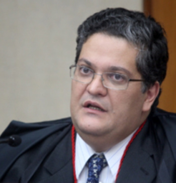 Ministro do Tribunal Superior Eleitoral (TSE) Henrique Neves.