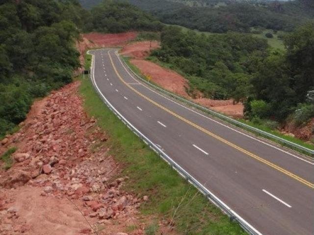 Governo de MS pede e juiz bloqueia R$ 78 milhões de Edson Giroto e mais 17 Rodovia cuja obra está sob investigação liga São Gabriel a Rio Negro