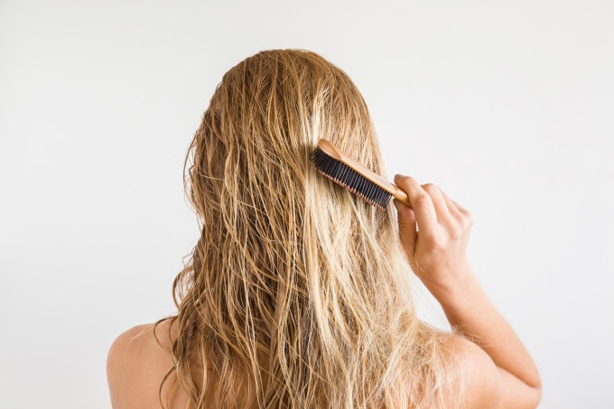 Cabelo danificado: sinais que seus fios não estão saudáveis (FotoDuets/Thinkstock/Getty Images)
