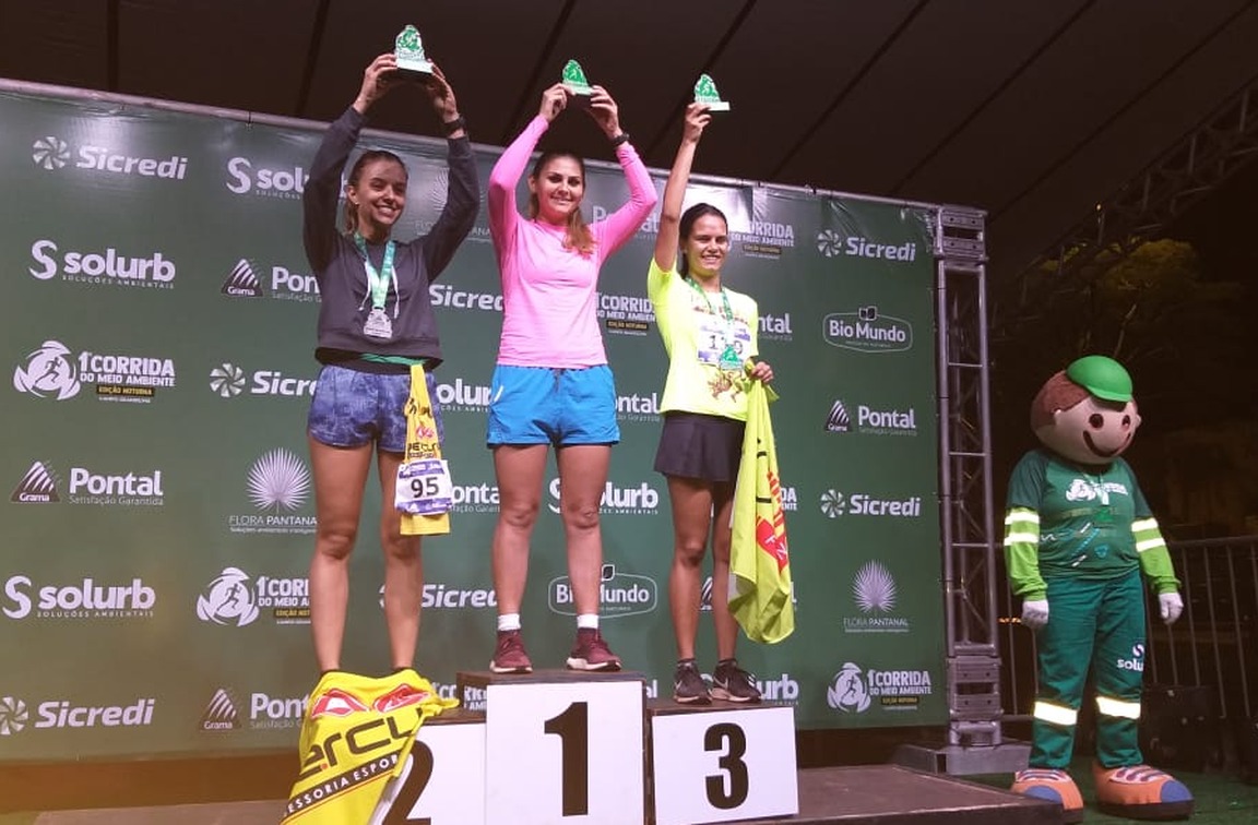 Policial representa Amambai em Corrida do Meio Ambiente na capital Carina garantiu a primeira colocação na categoria Feminino – 20 a 29 anos / Foto: Divulgação