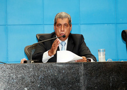 Governador autoriza liberação de recursos aos fundos municipais de saúde Os recursos irão auxiliar na aquisição de materiais, equipamentos, veículos para atender as unidades de saúde, hospitais e ainda academias ao ar livre