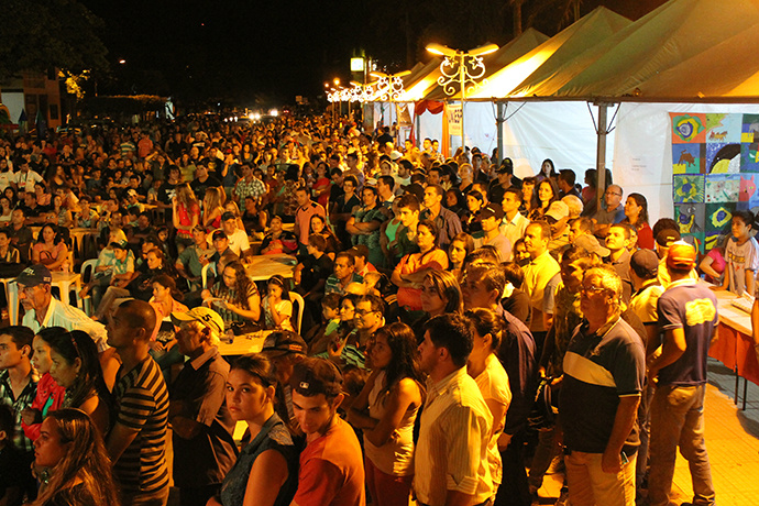Festibai acontece nesse final de semana em Amambai Grande público marca presença no evento, que apresenta à população os talentos de Amambai e região. / Foto: Decom