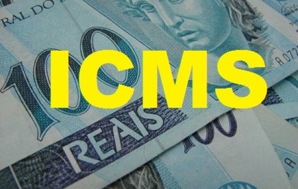 Paulo Corrêa quer saber se redução do ICMS vai beneficiar consumidores