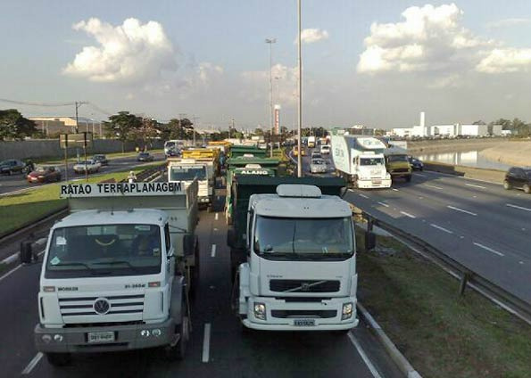 Lançada campanha dirigida a caminhoneiros Ilustração