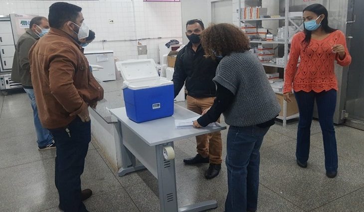 Governo do MS distribui aos municípios 97.500 doses da vacina da Astrazeneca Foto: Airton Raes