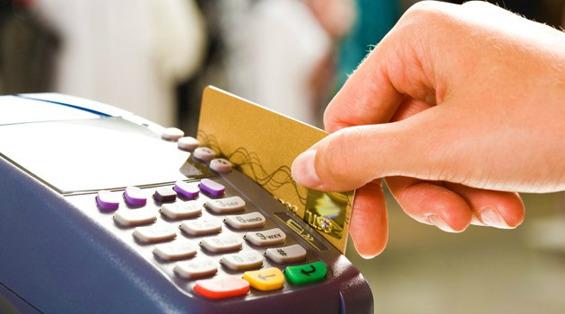 Mesmo com queda, juros do rotativo do cartão de crédito ficam em 481,5% ao ano Foto: Divulgação