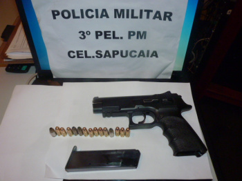 A pistola marca Bul G-Cherokee de fabricação israelense.