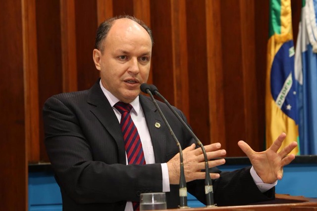 Mochi critica distribuição do ICMS aos municípios do Estado Deputado Junior Mochi disse ter sido procurado por 15 prefeitos