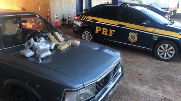 PRF apreende 9 kg maconha e skunk encondidos em um veículo em Ponta Porã PRF apreende 9 kg maconha e skunk encondidos em um veículo em Ponta Porã