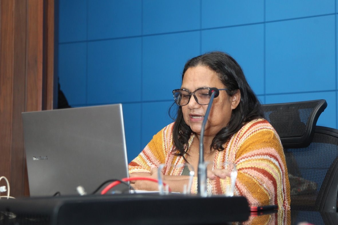 Conferência na ALEMS marca a defesa da educação pública e da democracia Mariuza Aparecida: “Este é um momento de resistência”