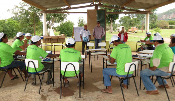 Senar/MS leva cursos a comunidades indígenas de Aquidauana