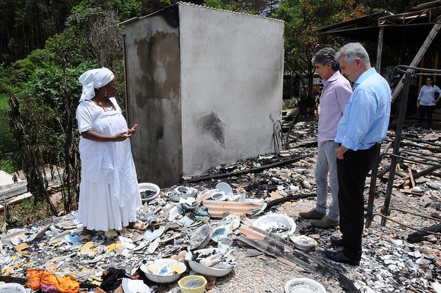 Em 2015, terreiro de candomblé Axé Oyá Bagan, localizado em Brasília (DF), foi atacado e incendiado / Foto: Toninho Tavares/Agência Brasíli