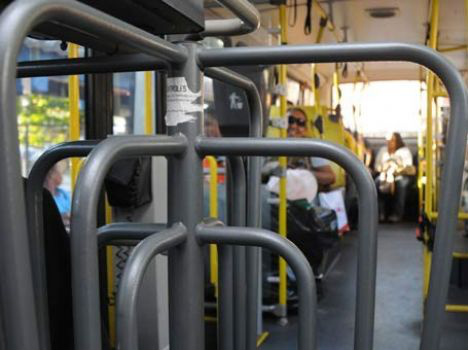 Sete cidades reduzem preço das passagens de ônibus