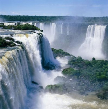 Turismo de Foz cresceu 11% no mês de outubro Turismo de Foz cresceu 11% no mês de outubro