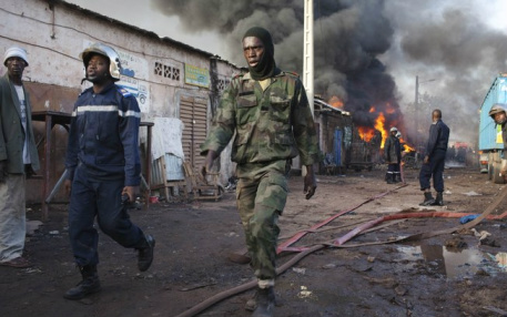 França faz terceiro dia consecutivo de ataques ao Mali