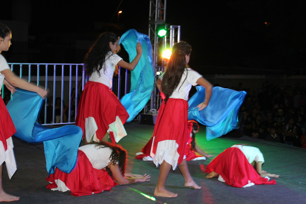 Grupos de teatro e de dança, o Adorarte e o Adorarte Kids, são projetos da Igreja Batista Central de Amambai.