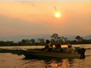 Expedição de pesquisadores inicia jornada pelo Pantanal em MS e MT Pesquisa do Instituto SOS Pantanal vai mapear iniciativas de conservação. Grupo dividiu Pantanal em nove rotas, trabalho que irá durar nove meses.