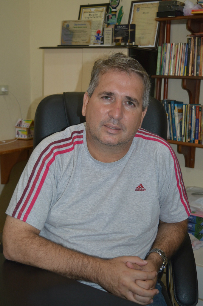 Pastor Walnier Costa: missão cumprida em Amambai com fé e dedicação Pastor Walnier Costa: missão cumprida em Amambai com fé e dedicação