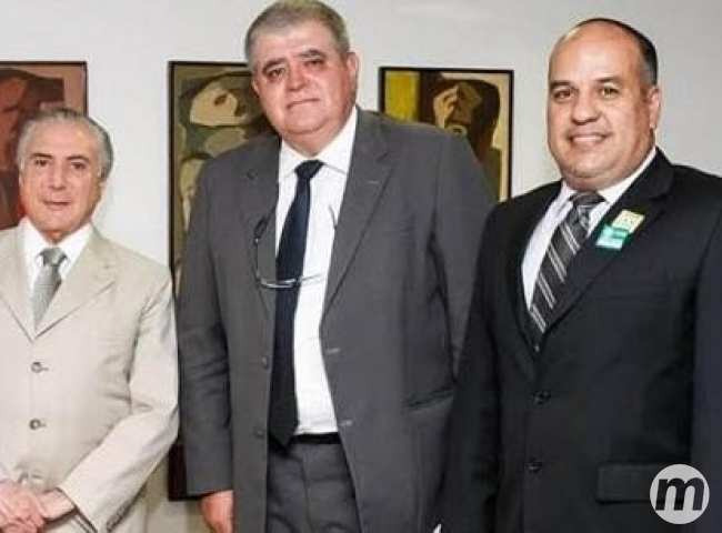 Marun emplaca ex-assessor como Coordenador Regional da Funai O presidente Temer, o deputado Marun e o novo coordenador da Funai em Campo Grande. (Foto: Divulgação)