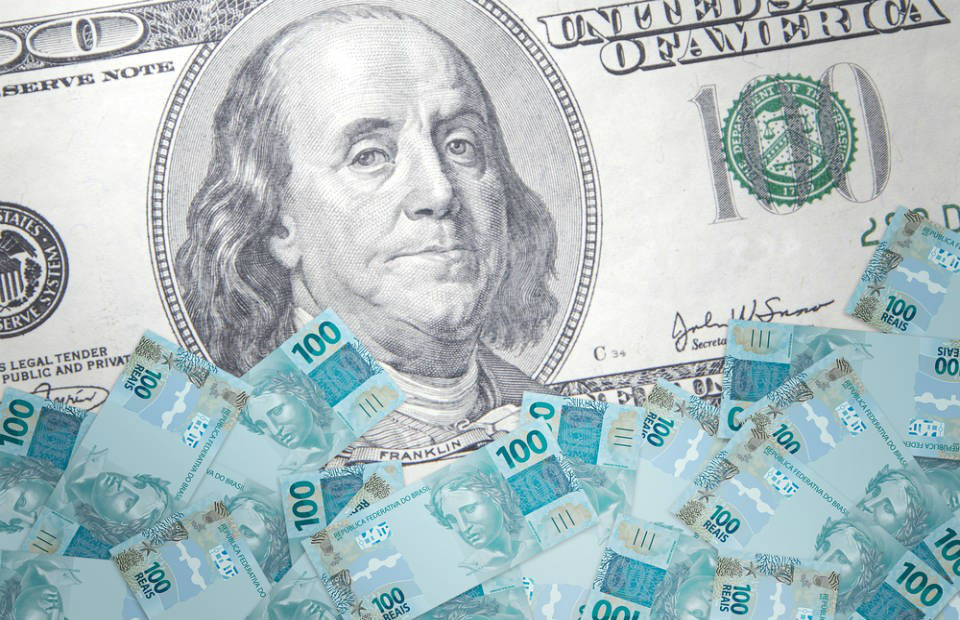 Dólar sobe 2% e chega a R$3,57 por cenário político conturbado. Na véspera, o dólar subiu 0,72%, a R$ 3,489 na venda.No ano, o dólar tem alta de mais de 30%. / Foto: Reprodução