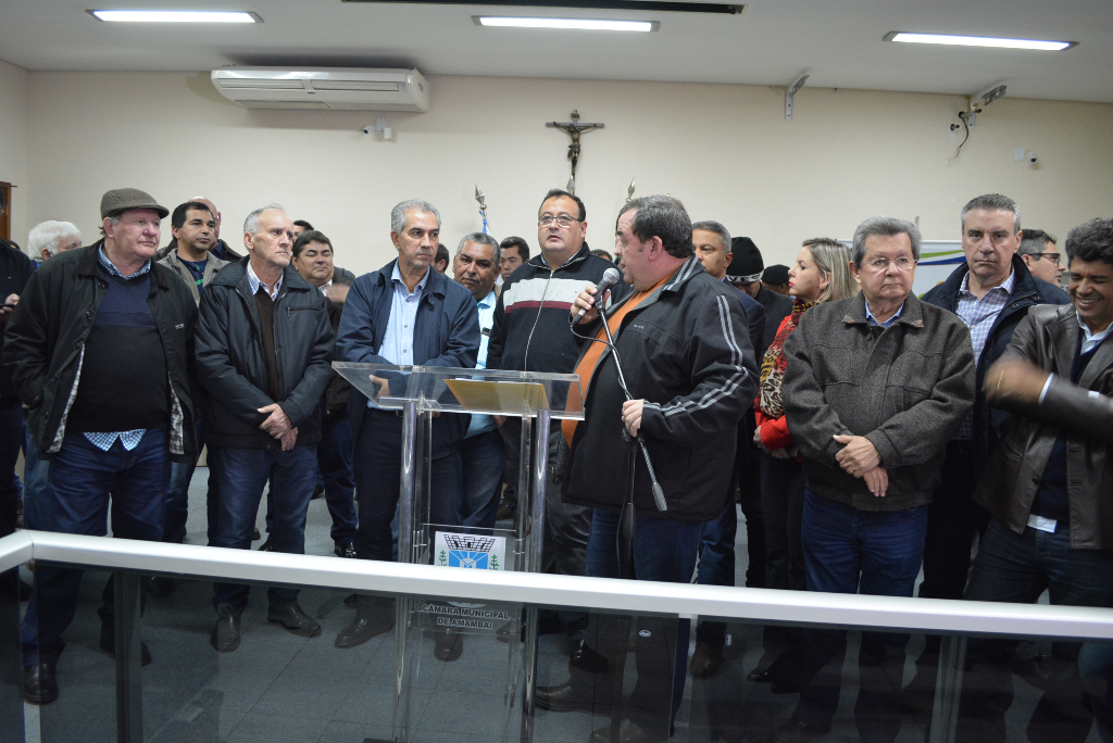 Presidente do legislativo, Dilmar Bervian, falou em nome dos demais vereadores / Foto: Assessoria