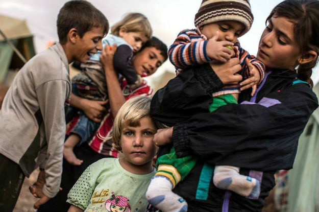 130 milhões de pessoas dependem de ajuda humanitária para sobreviver 130 milhões de pessoas dependem de ajuda humanitária para sobreviver