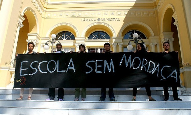 Representantes de entidades em protesto contra o projeto Escola Sem Partido na Câmara. / Júlio Carignano