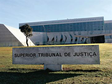 STJ mantém presos executivos de empreiteiras investigadas na Lava Jato Desembargador nega habeas corpus para liberar empreiteiros preso na Operação Lava Jato / Foto: Divulgação