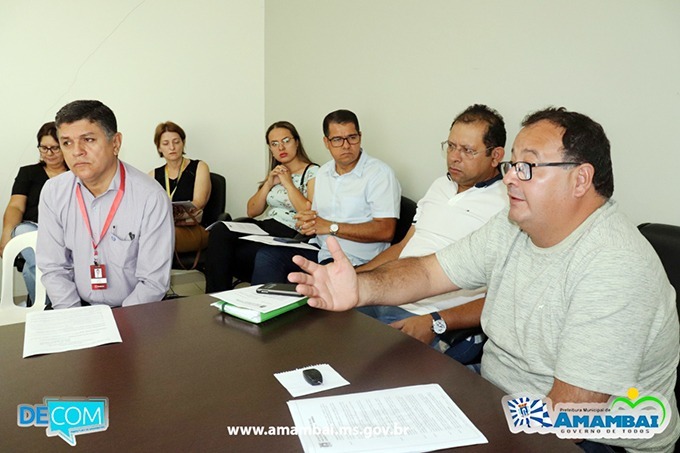 Covid-19: reunião com empresários, igrejas e entidades foi realizada em Amambai As entidades do município não poderão mais realizar programações que envolvam aglomerações de pessoas / Foto: Decom