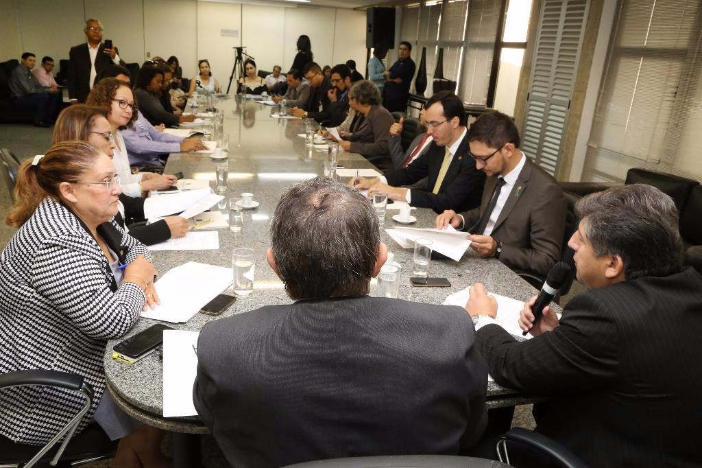 Reunião da Fenacria está sendo realizada na Presidência da Assembleia Legislativa de MS
