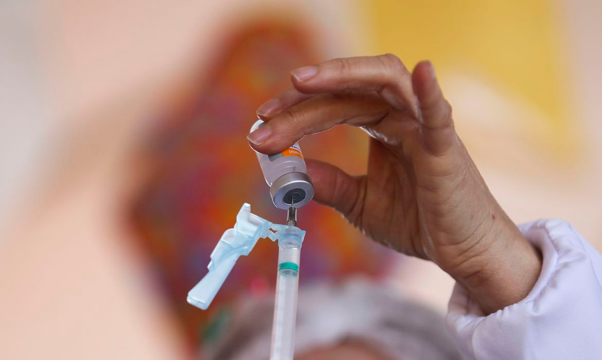 Brasil tem 18,2 milhões de casos acumulados de covid-19 Foto: Agência Brasil