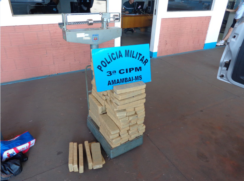 Polícia Militar de Amambai apreende 446 kg de maconha