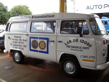 Rotary de Amambai beneficia Lar do Idoso com doação de Kombi A entrega oficial do veículo acontecerá no dia 11 deste mês, quando acontece a visita oficial do governador do distrito 4470 do Rotary International, José Adalberto Rodrigues Gonçalves.