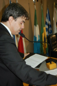 O juiz em substituição na direção do Foro de Amambai, Ricardo da Mata Reis.