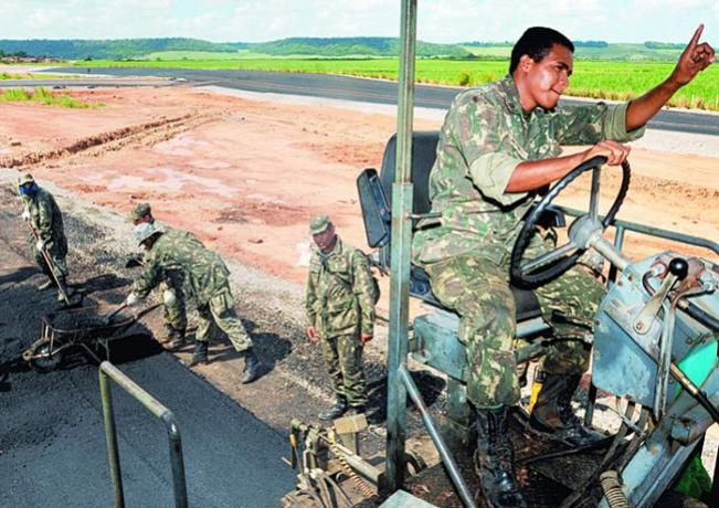 Até Exército é suspeito de saquear obras do PAC